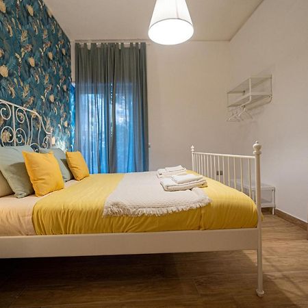 Appartement Casa Vacanze Partenope à Naples Extérieur photo